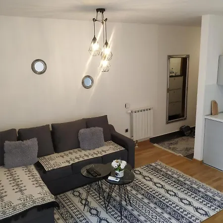 Bulevar & Free Garage Apartment Sarajevo