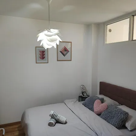Bulevar & Free Garage Apartment